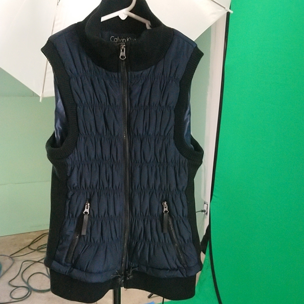 Calvin Klein Performance Vest Size M